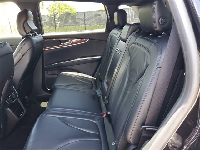 Used 2019 Lincoln Nautilus Select image 18