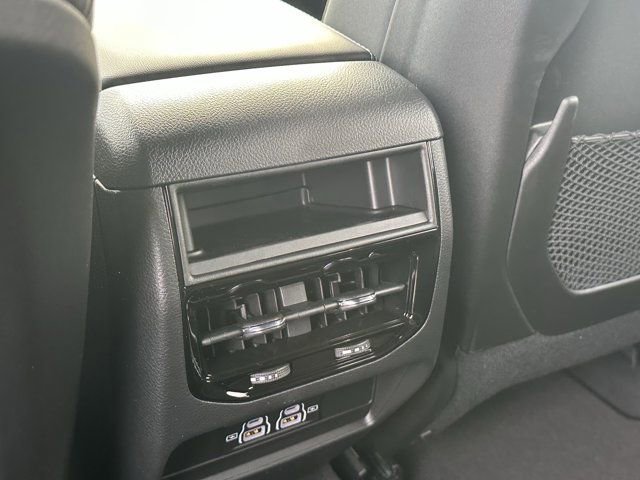 New 2025 Jeep Grand Cherokee Laredo image 24