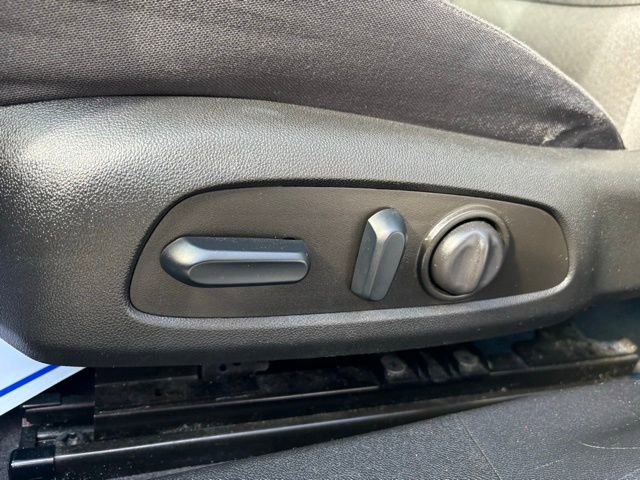 Used 2023 Chevrolet Malibu LT image 23