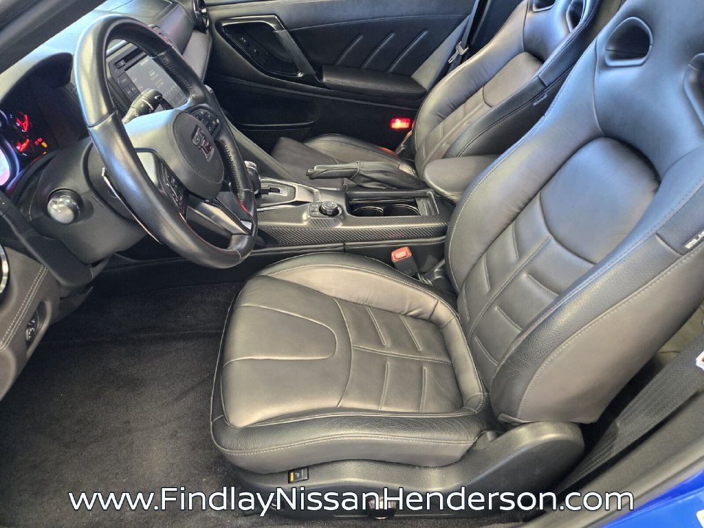 Used 2021 Nissan GT-R Premium AWD/4WD image 10