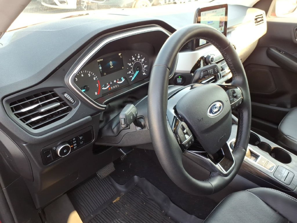 Used 2022 Ford Escape SEL AWD/4WD image 18