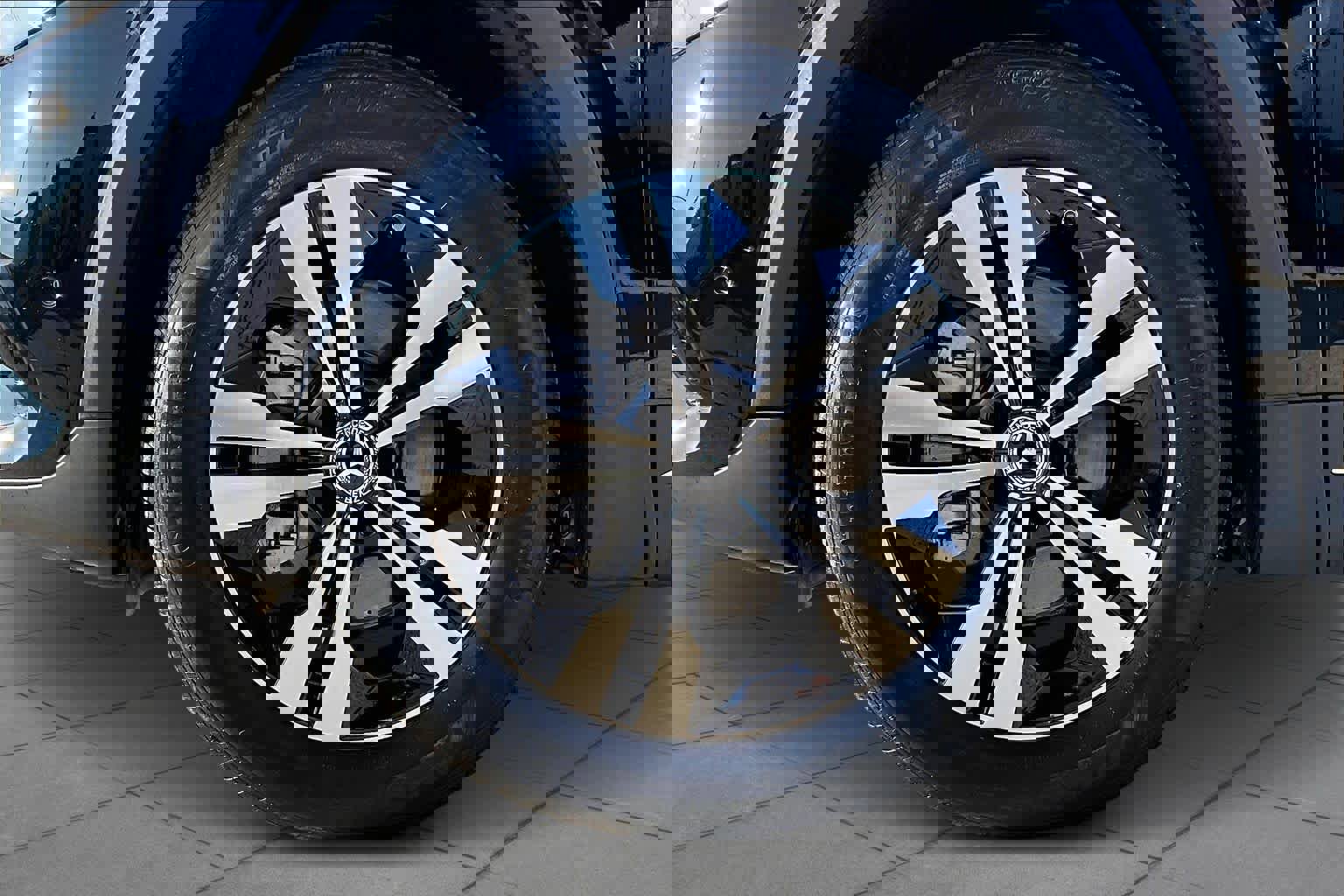 Used 2025 Mercedes-Benz GLA 250 image 10