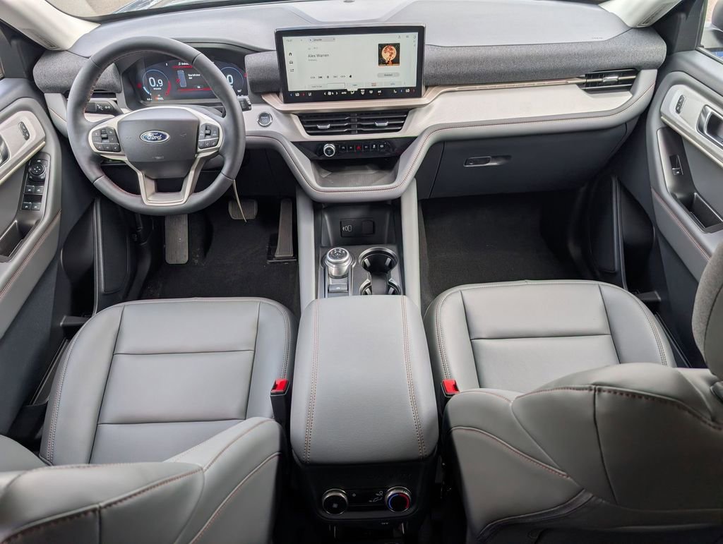 New 2026 Ford Explorer Active AWD/4WD image 17