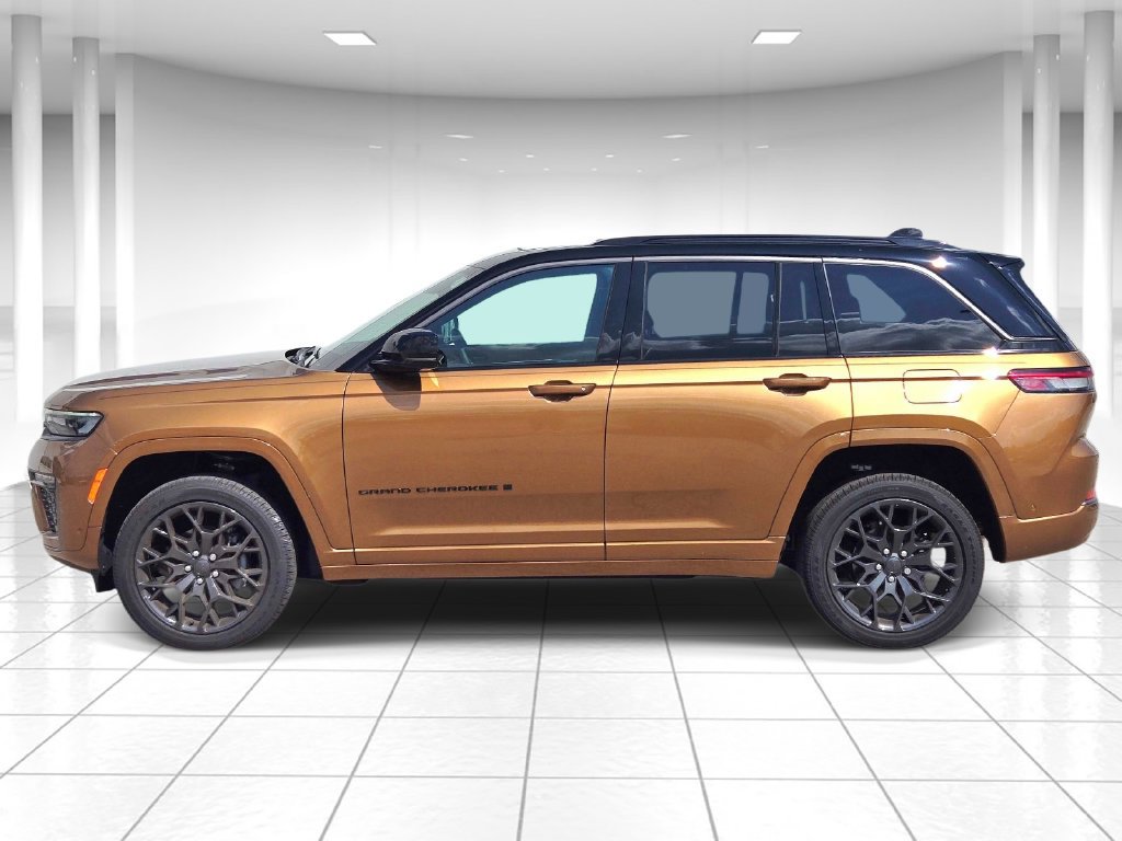 Used 2026 Jeep Grand Cherokee Summit w/ Obsidian Package AWD/4WD image 6