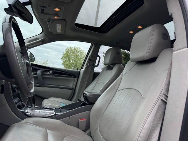 Used 2017 Buick Enclave Leather AWD/4WD image 9