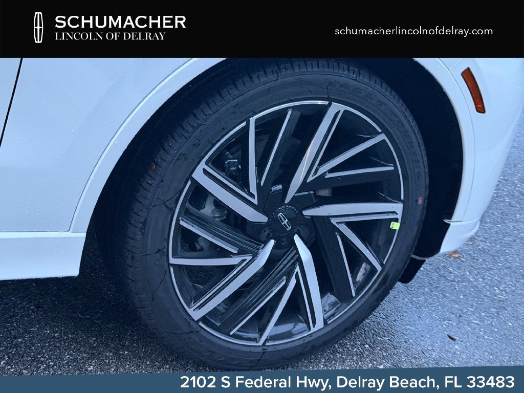 New 2027 Lincoln Aviator Black Label w/ Black Label Special Edition AWD/4WD image 9