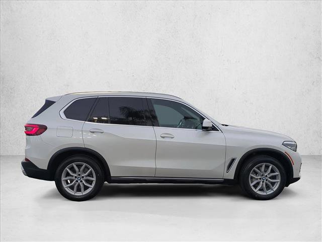 Used 2023 BMW X5 xDrive40i w/ Climate Comfort Package image 4