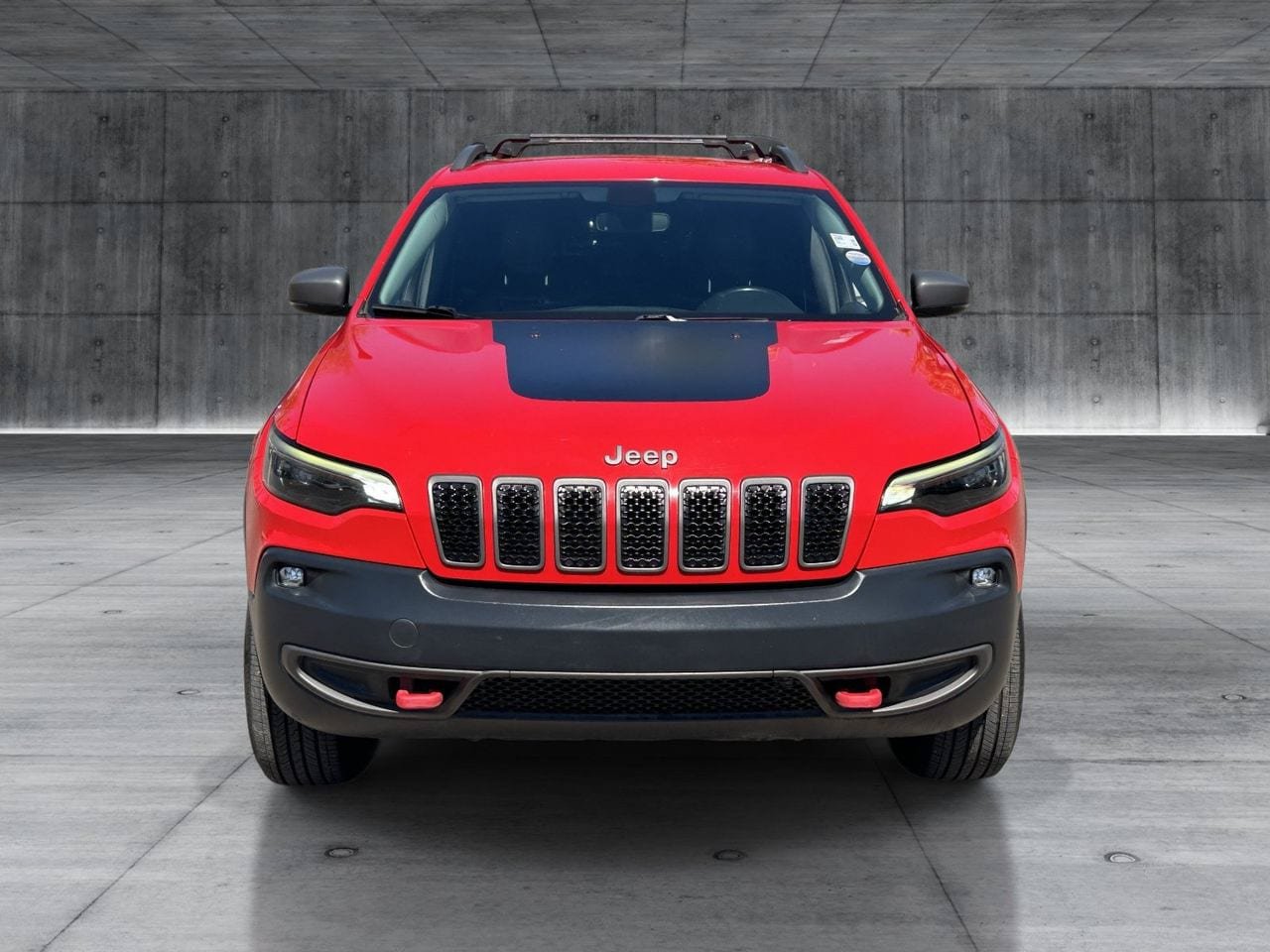 Used 2019 Jeep Cherokee Trailhawk w/ Comfort/Convenience Group AWD/4WD image 8