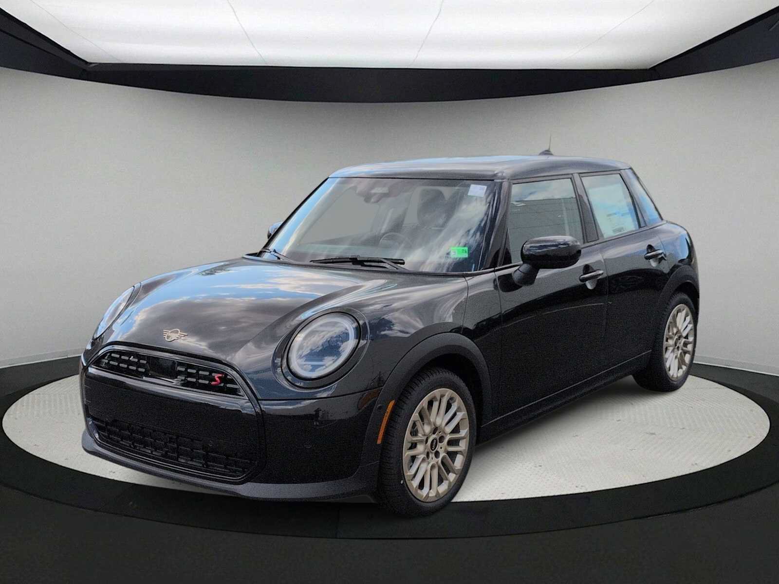 Used 2026 MINI Cooper S FWD image 4