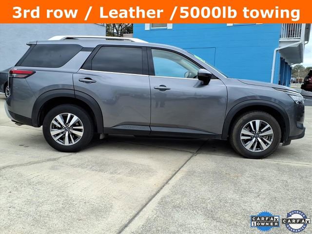 Certified 2025 Nissan Pathfinder SL image 21