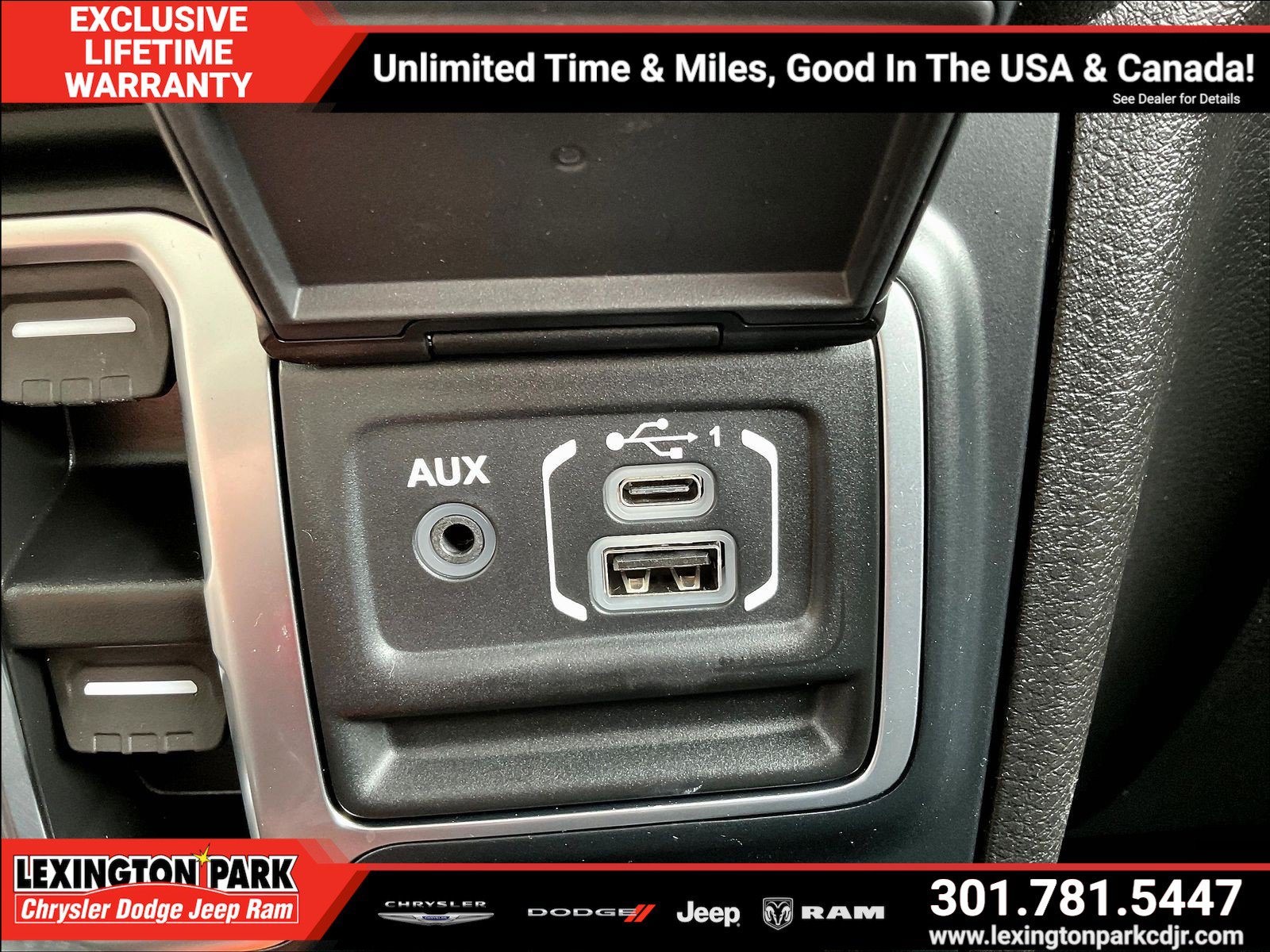 Used 2025 Jeep Wrangler Unlimited Sport AWD/4WD image 16