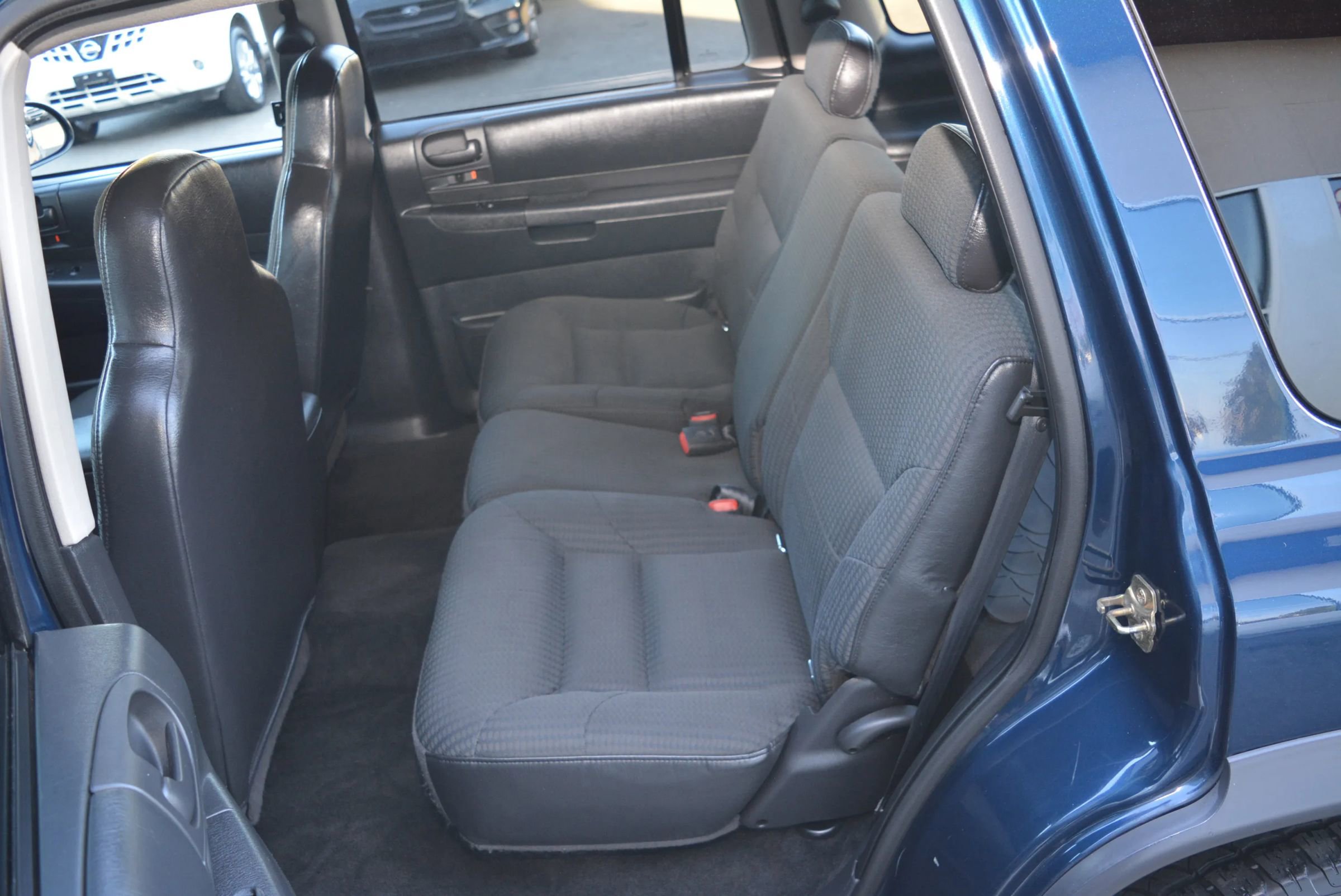 Used 2003 Dodge Durango Sport image 12