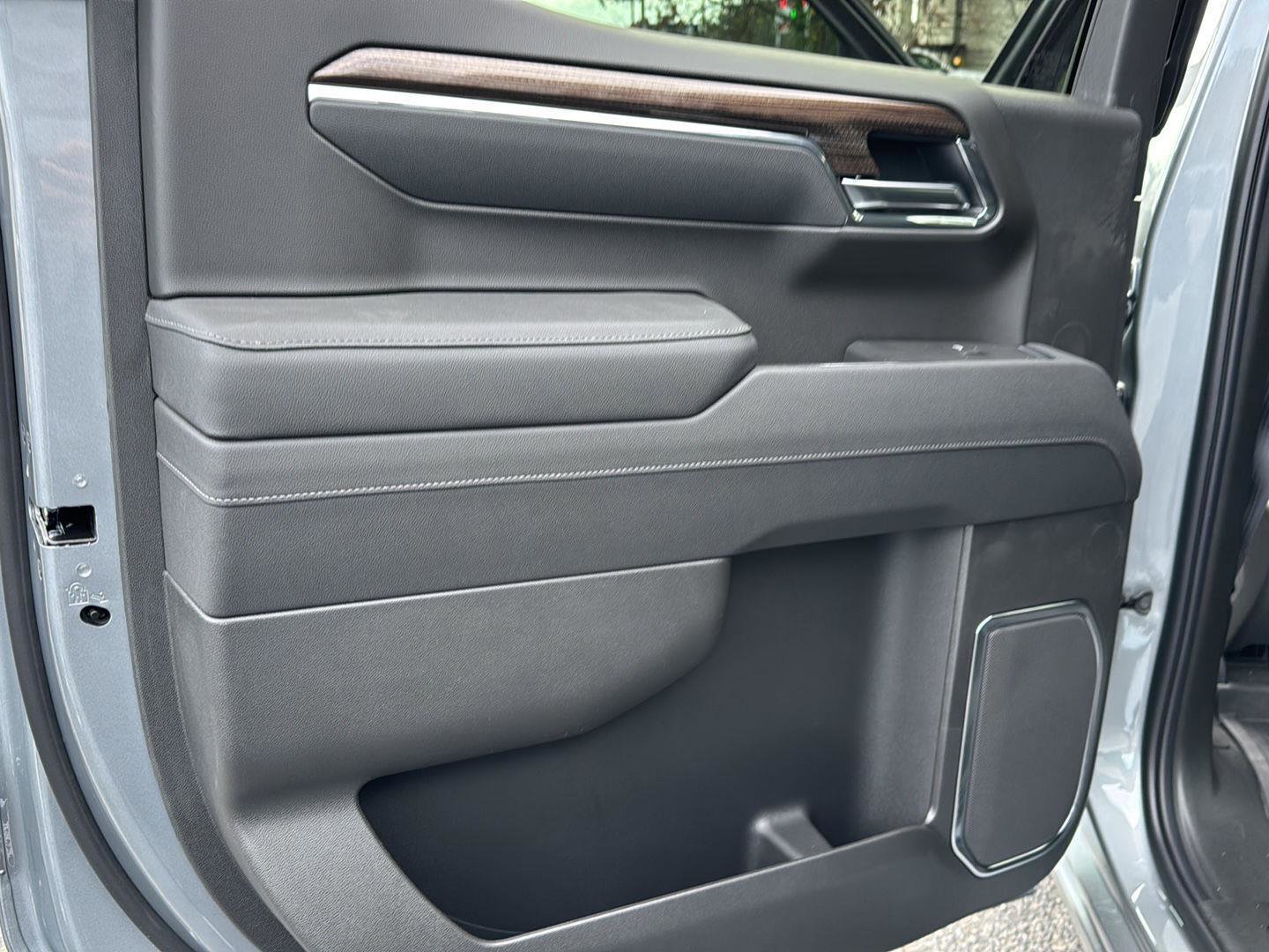 Used 2026 Chevrolet Silverado 1500 LT Trail Boss w/ LT Trail Boss Premium Package image 15