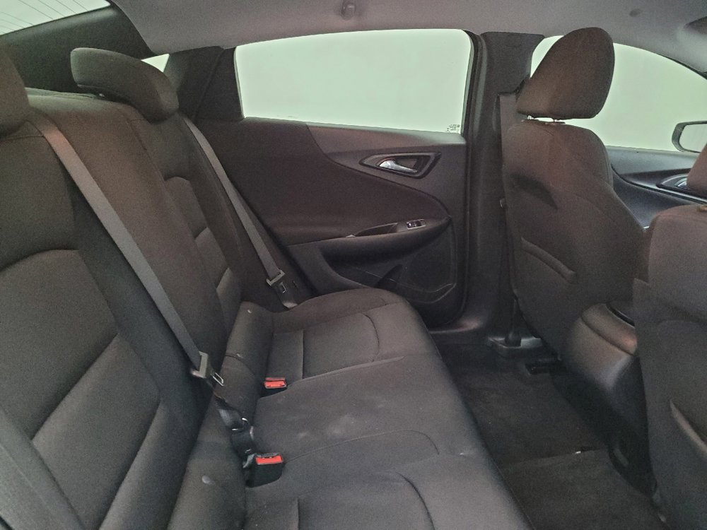 Used 2021 Chevrolet Malibu LS image 19