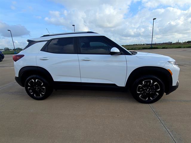 Used 2023 Chevrolet TrailBlazer LT FWD image 4