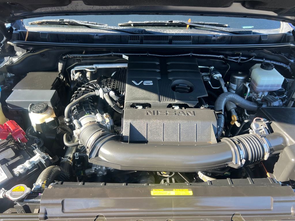 Used 2022 Nissan Frontier PRO-4X image 22