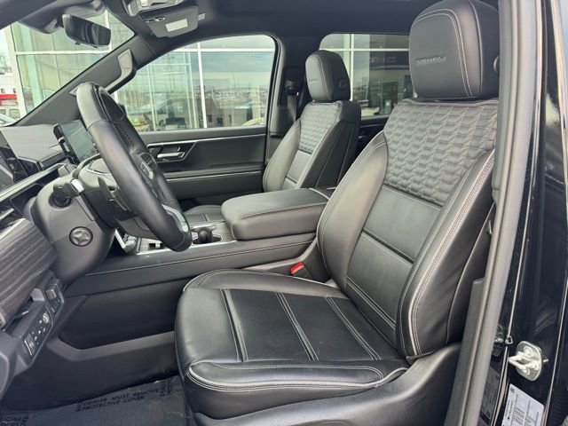 Used 2025 GMC Sierra EV Denali image 12