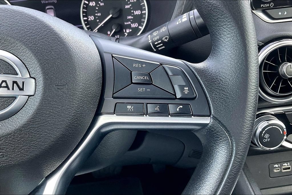 Used 2023 Nissan Sentra SV FWD image 18