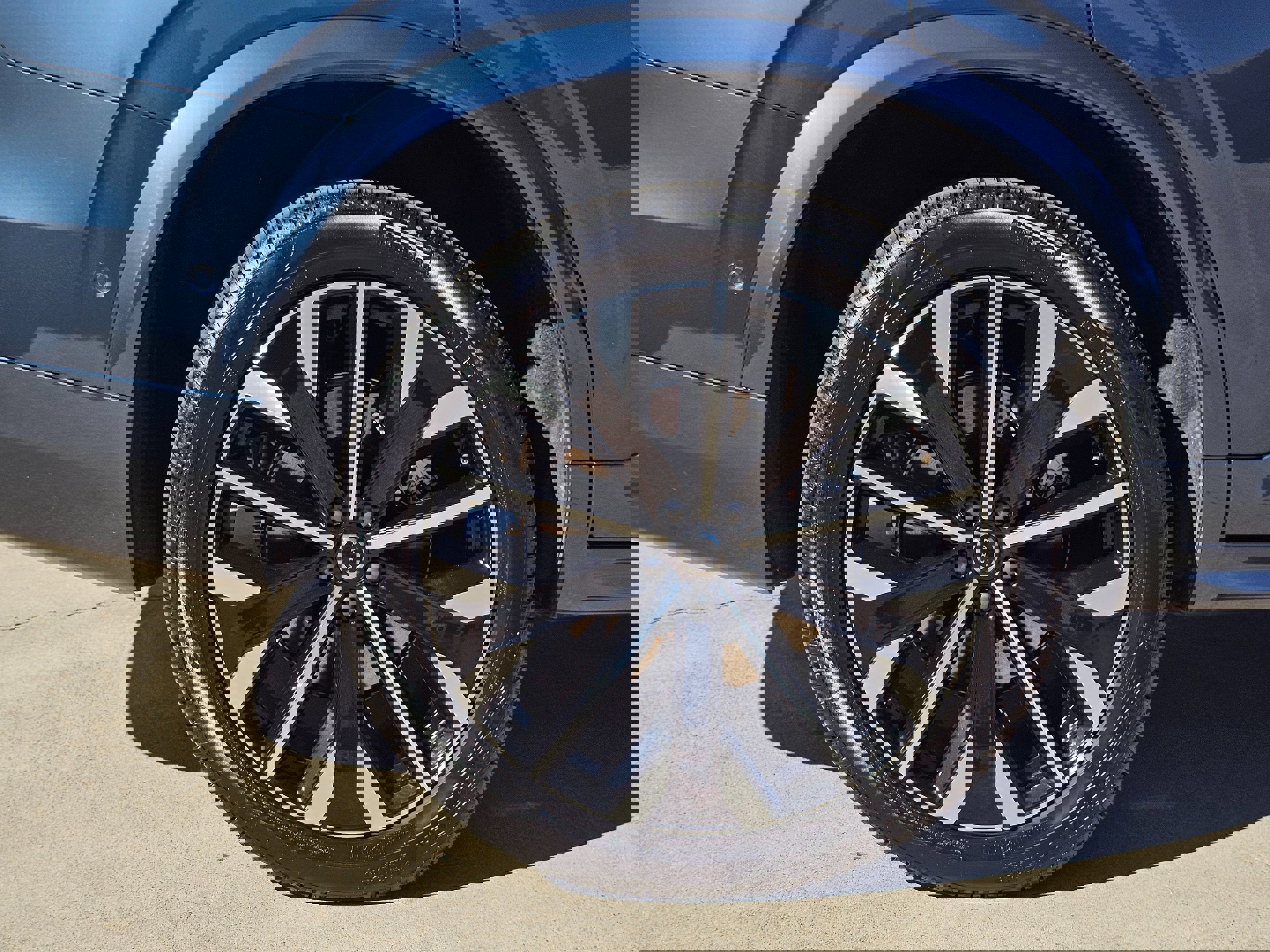 Used 2025 Volvo XC90 B6 Plus image 44