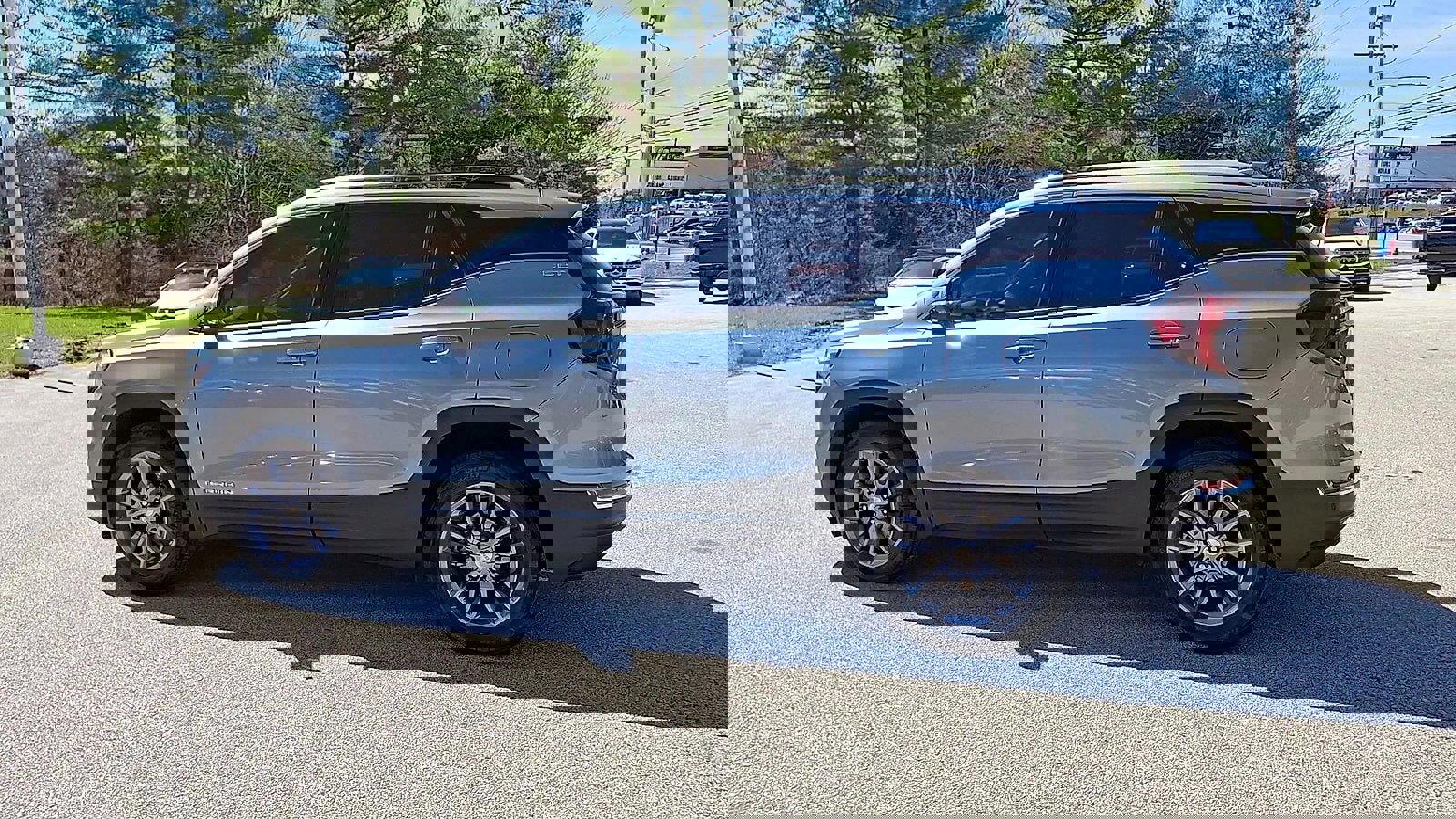 Certified 2023 GMC Terrain SLT w/ Infotainment Package II image 6