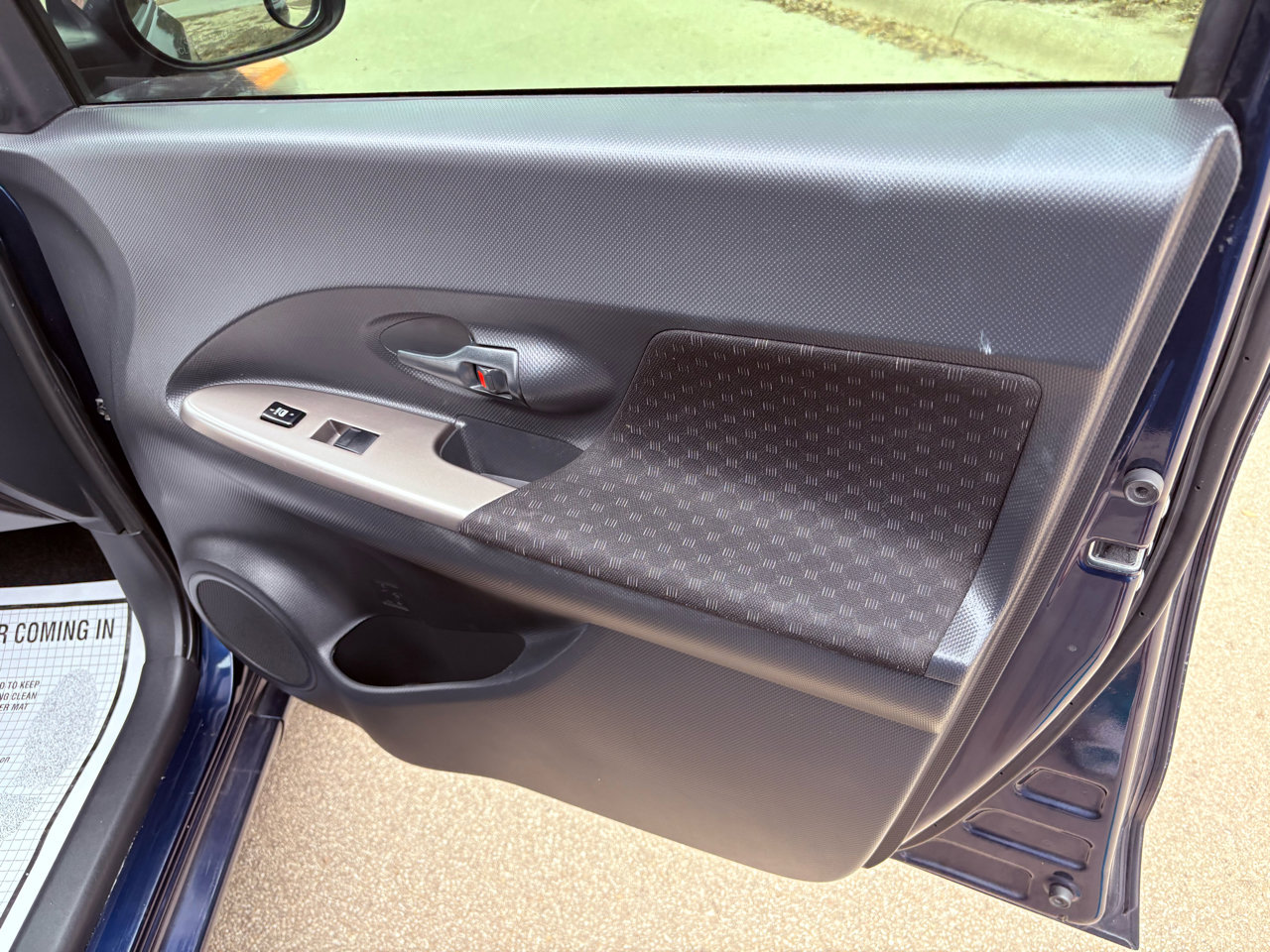 Used 2013 Scion xD image 29