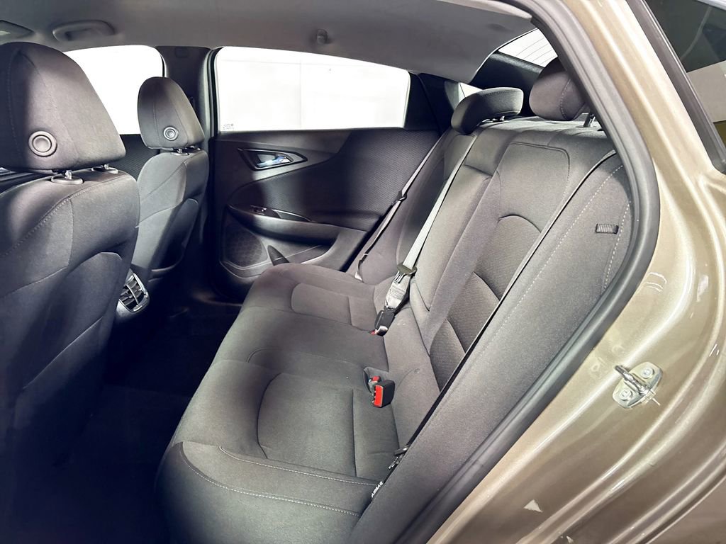 Used 2023 Chevrolet Malibu LT image 19