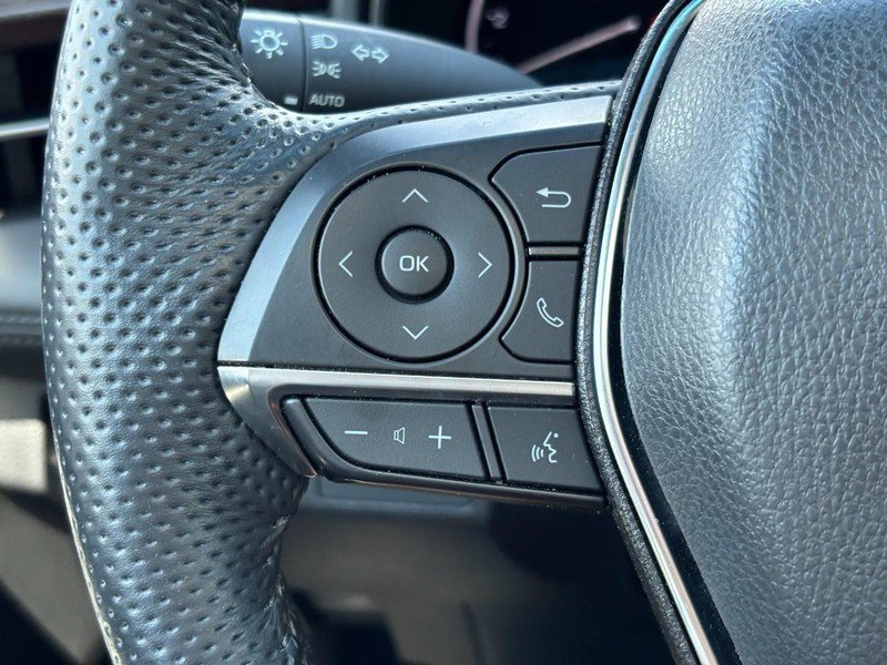 Used 2022 Toyota Avalon Limited w/ Advanced Safety Package FWD image 18