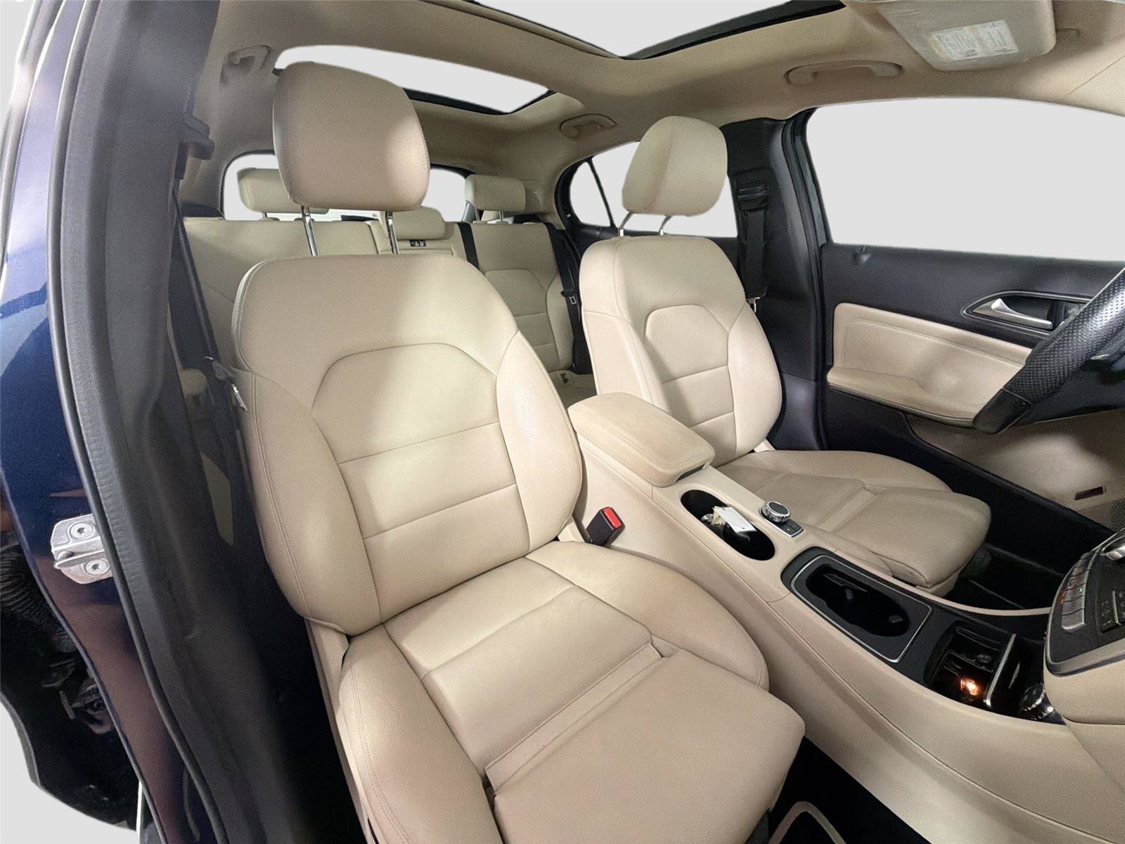 Used 2019 Mercedes-Benz GLA 250 image 26