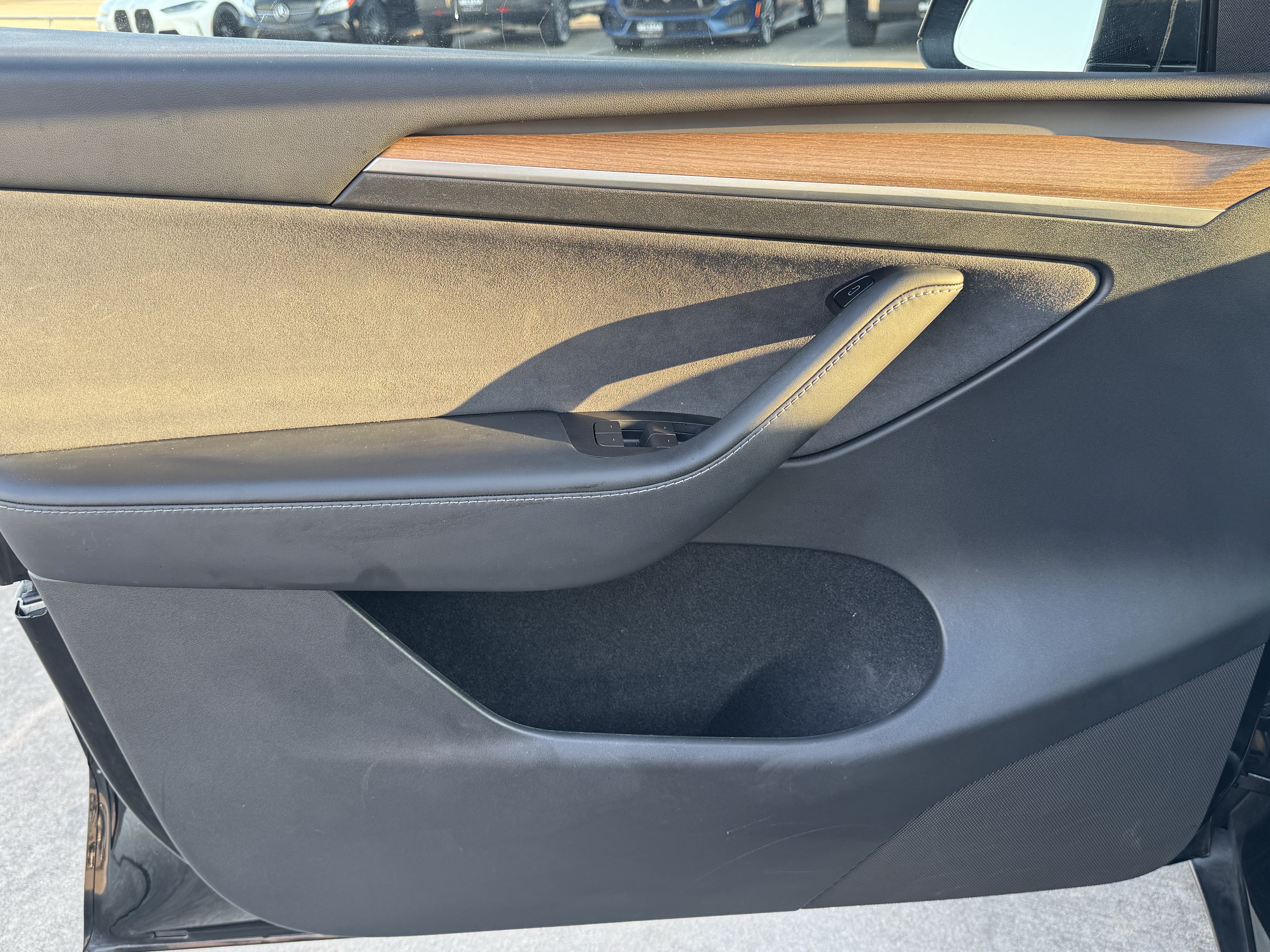 Used 2023 Tesla Model Y Long Range AWD/4WD image 12