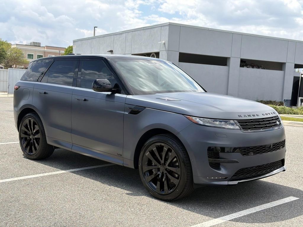 New 2026 Land Rover Range Rover Sport Dynamic SE image 7