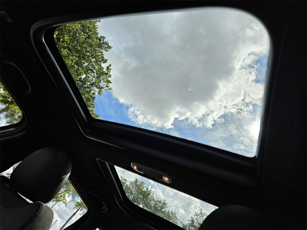 Used 2020 MINI Cooper Clubman S image 4