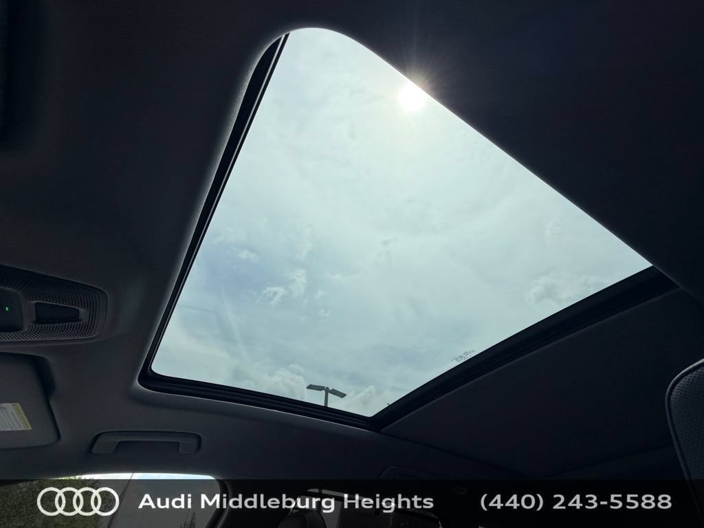 Certified 2025 Audi Q6 e-tron Premium Plus w/ Premium Plus AWD/4WD image 28