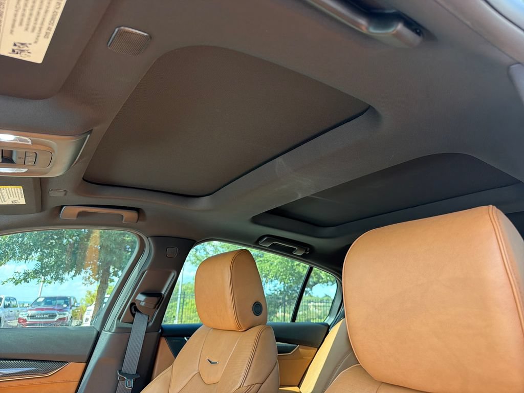 New 2026 Cadillac CT5 Sport w/ Platinum Package RWD image 31