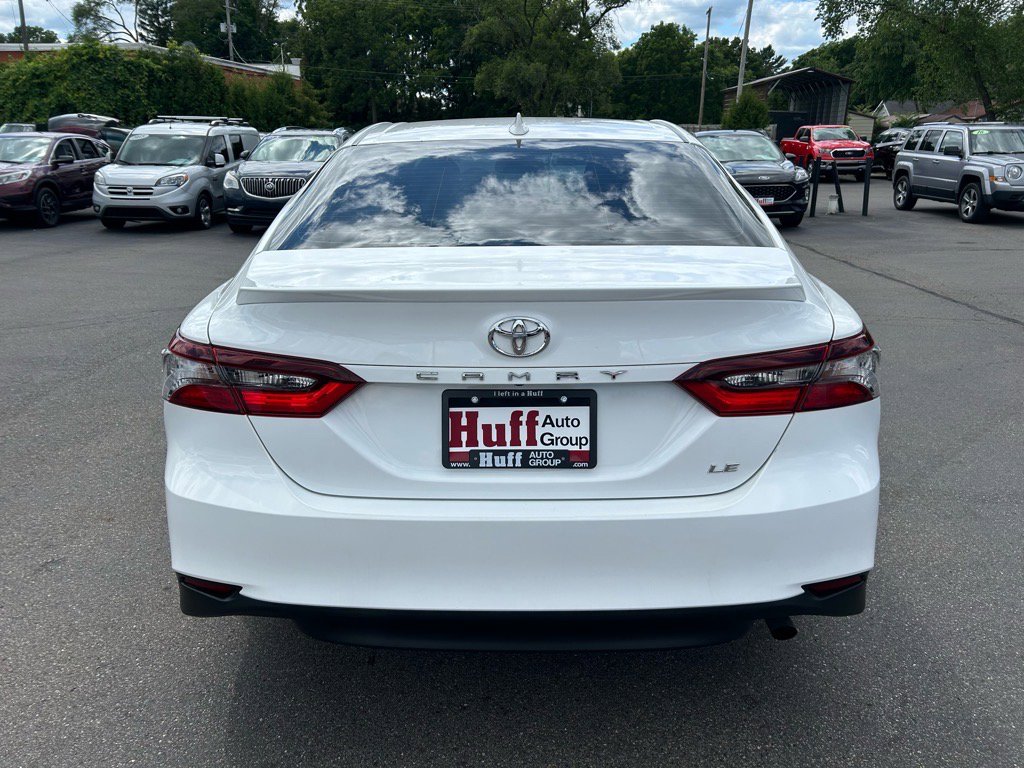 Used 2023 Toyota Camry LE w/ Convenience Package FWD image 8