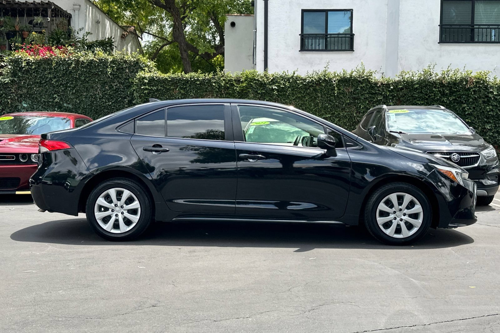 Certified 2025 Toyota Corolla LE FWD image 3