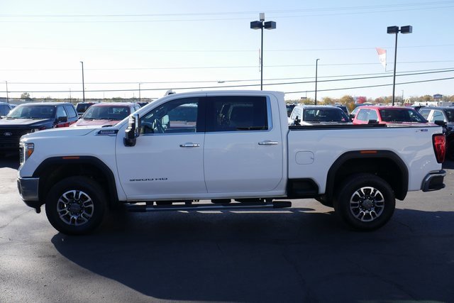 Used 2023 GMC Sierra 3500 SLT w/ SLT Premium Package image 10