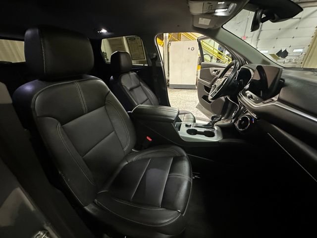 Used 2024 Chevrolet Blazer LT FWD image 24