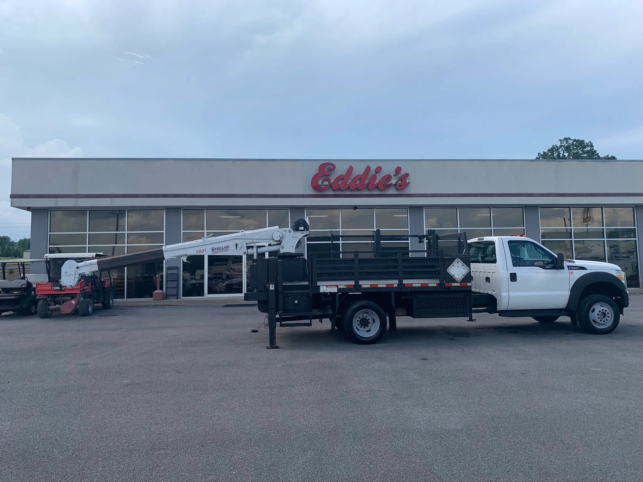Used 2015 Ford F550 4x4 Regular Cab Super Duty image 45