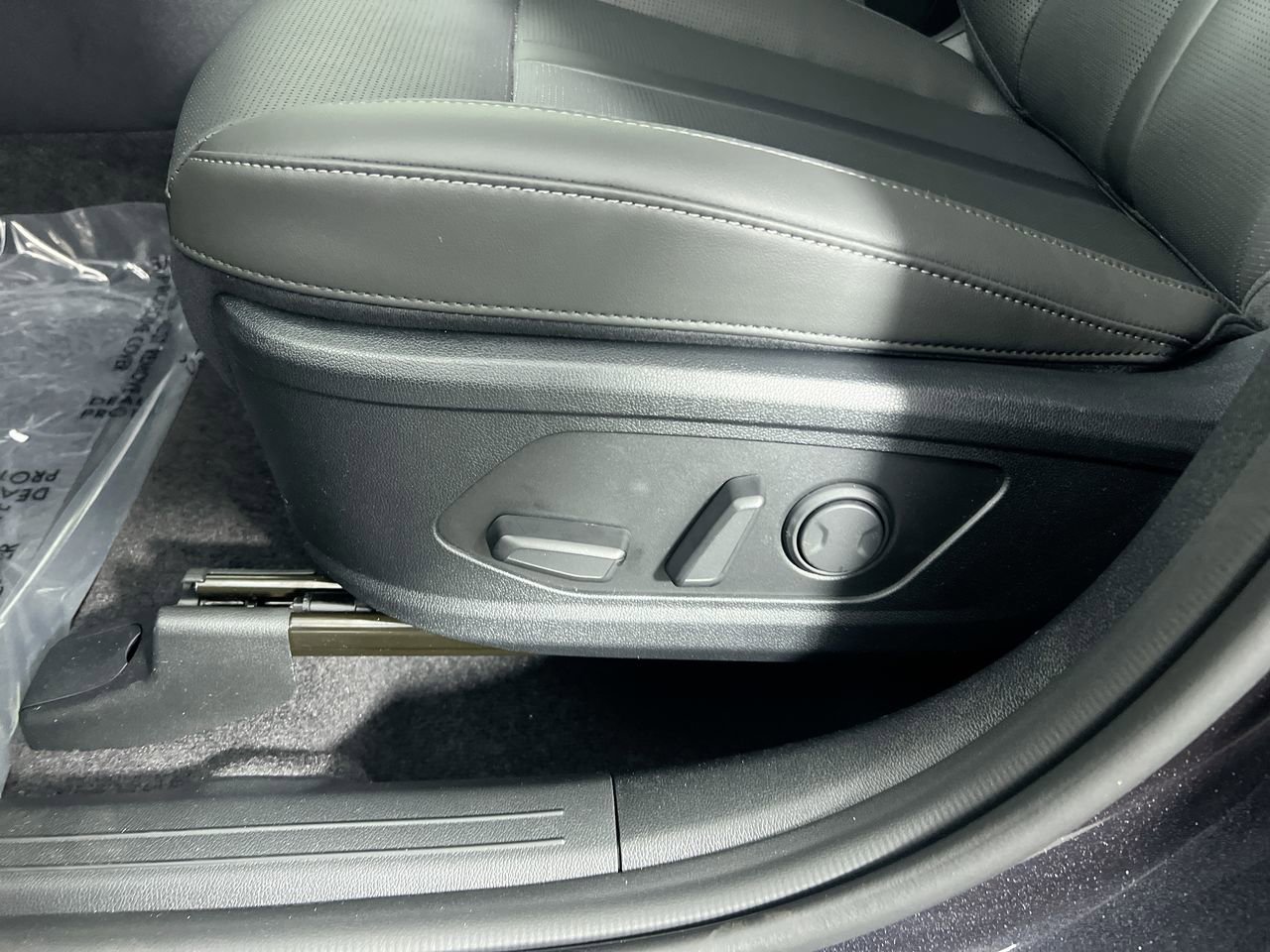 New 2026 Kia Sorento EX w/ EX Premium Package image 13