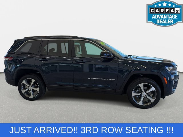 Used 2026 Jeep Grand Cherokee Limited AWD/4WD image 4