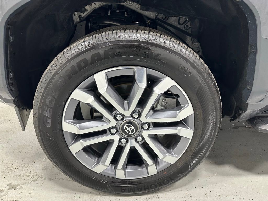Used 2025 Toyota 4Runner Limited image 63