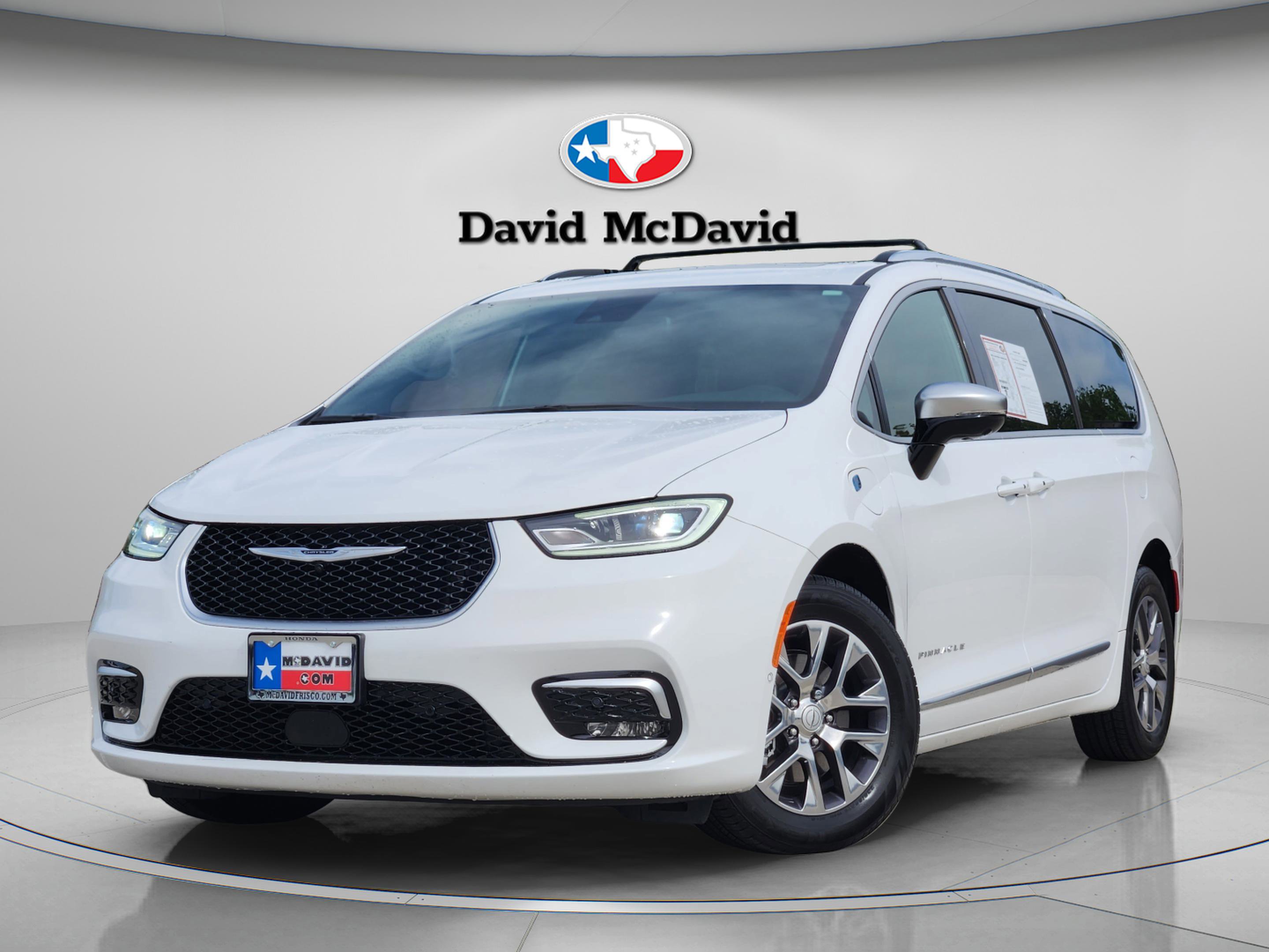 Used 2025 Chrysler Pacifica Pinnacle