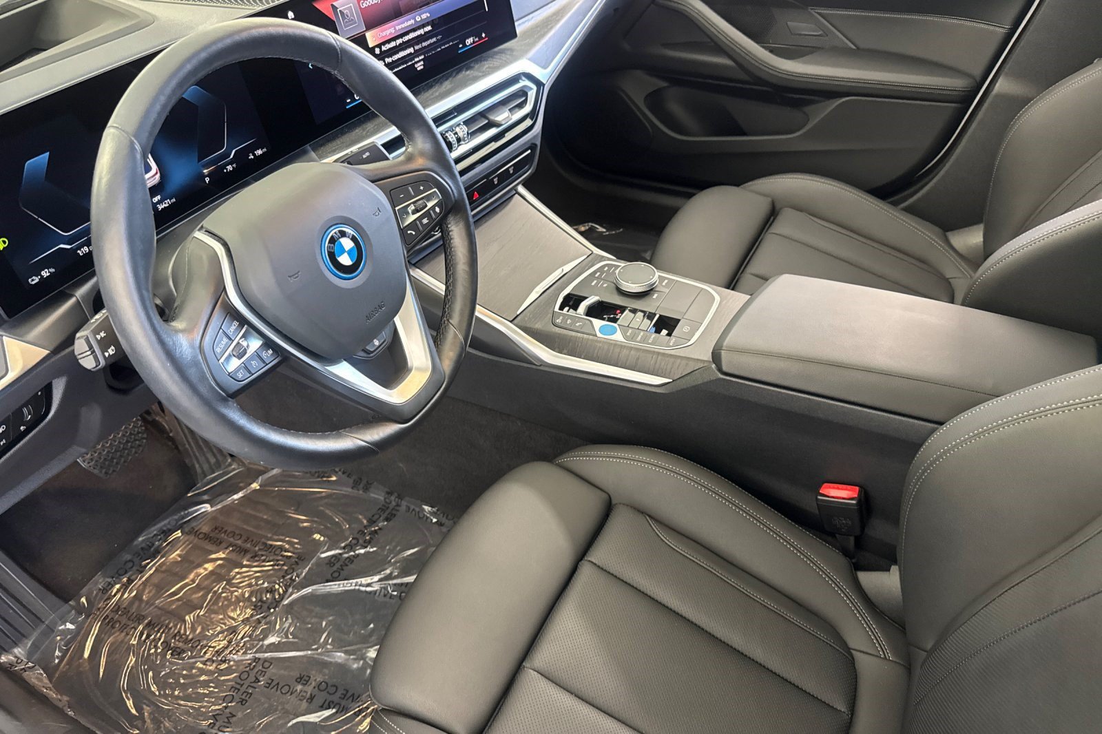 Certified 2023 BMW i4 eDrive35 w/ Premium Package RWD image 4
