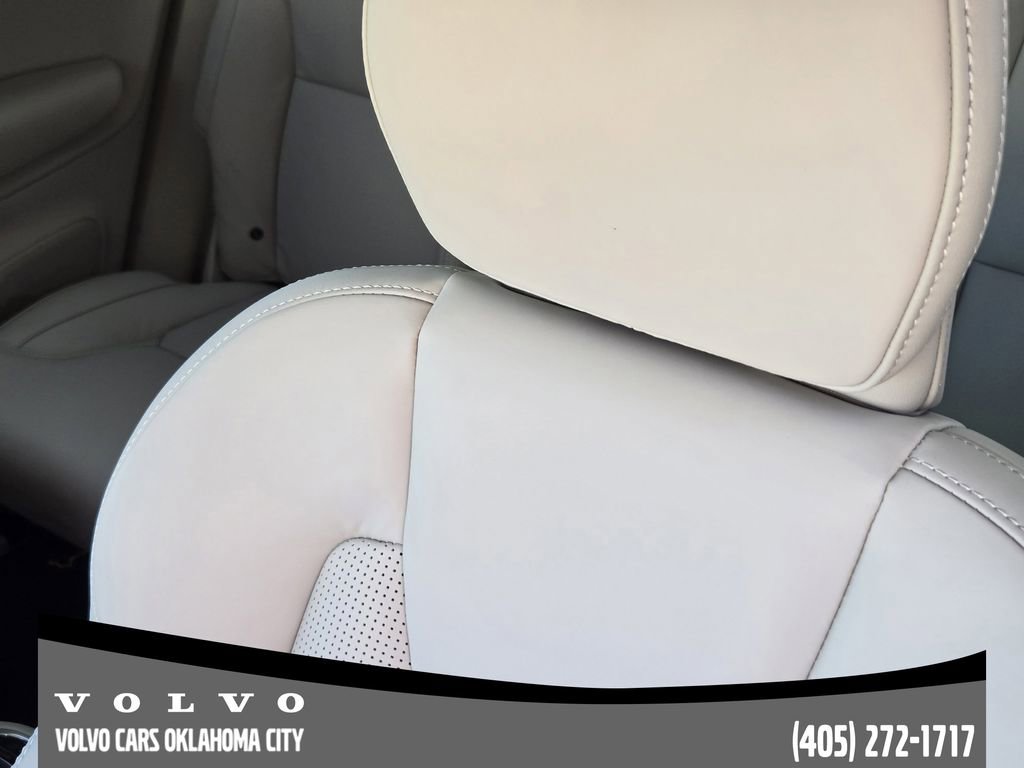 Used 2026 Volvo XC90 B6 Ultra w/ Protection Package Premier image 14