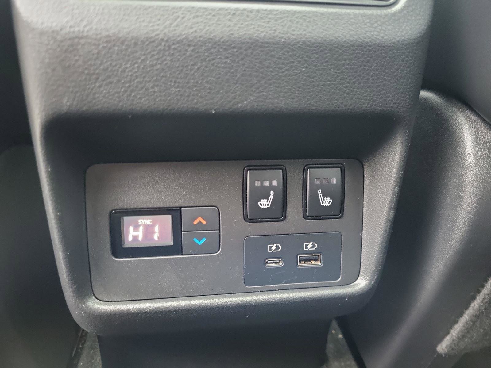 Used 2023 Nissan Rogue Platinum image 22