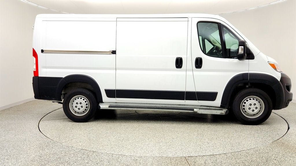 Used 2025 RAM ProMaster 2500 w/ U-Haul Equipment Group FWD image 4