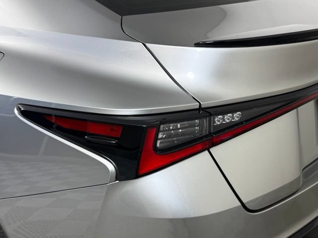 Used 2023 Lexus IS 350 F Sport RWD image 14
