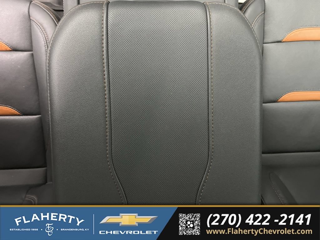 Used 2025 GMC Sierra 1500 AT4 w/ Technology Package AWD/4WD image 33
