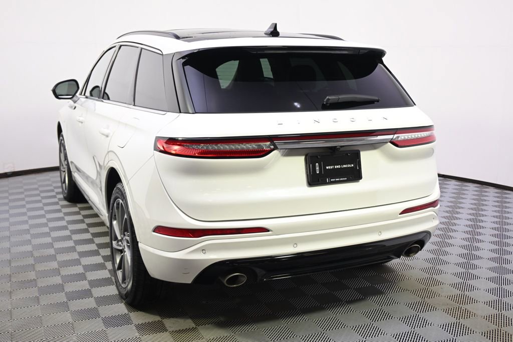 New 2026 Lincoln Corsair Grand Touring image 4