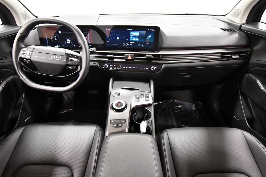 Certified 2026 Kia Sportage SX Prestige AWD/4WD image 3